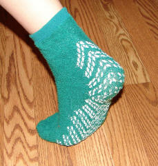 CLOSEOUT Slipper Hospital Socks